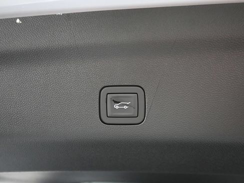 New 2026 Chevrolet Tahoe Premier w/ Sun And Tow Package AWD/4WD image 12