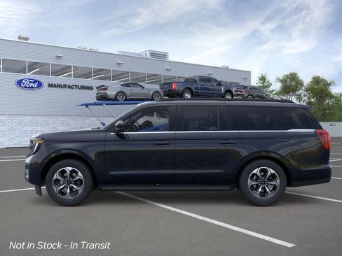 New 2026 Ford Expedition Max Active AWD/4WD image 3