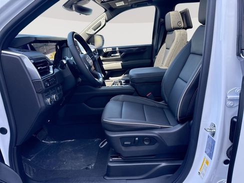 New 2026 GMC Yukon XL Elevation w/ Elevation Premium Package AWD/4WD image 20