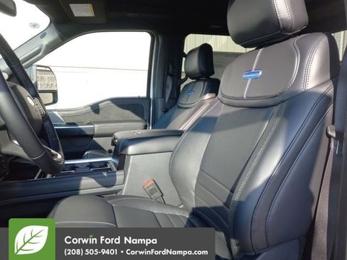 New 2026 Ford F450 Platinum w/ FX4 Off-Road Package image 24