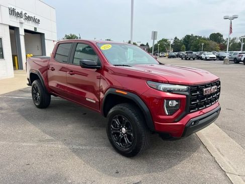 Used 2023 GMC Canyon Elevation w/ Elevation Premium Package AWD/4WD image 3