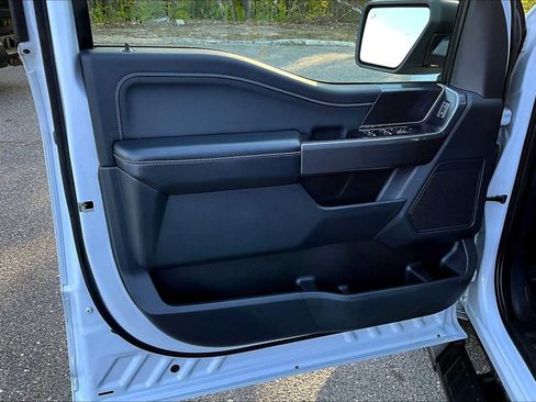 Used 2022 Ford F150 XLT w/ Equipment Group 302A High image 19