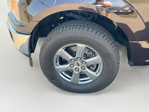 Used 2020 Ford F150 XLT w/ Equipment Group 302A Luxury AWD/4WD image 32