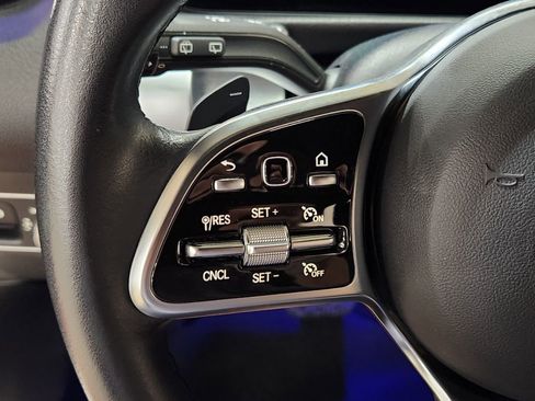 Used 2023 Mercedes-Benz EQB 250+ image 47