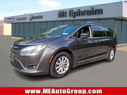 Used 2019 Chrysler Pacifica Touring-L