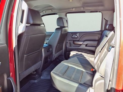 Used 2018 GMC Sierra 2500 Denali w/ Duramax Plus Package AWD/4WD image 18