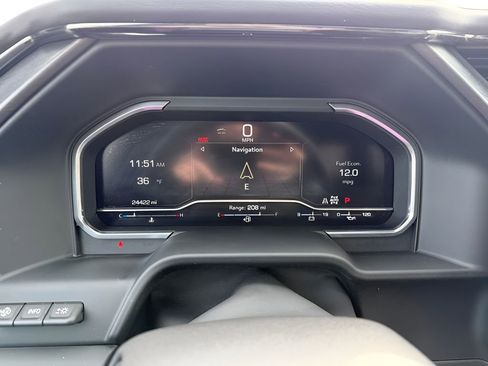 Used 2024 GMC Sierra 1500 AT4X image 11