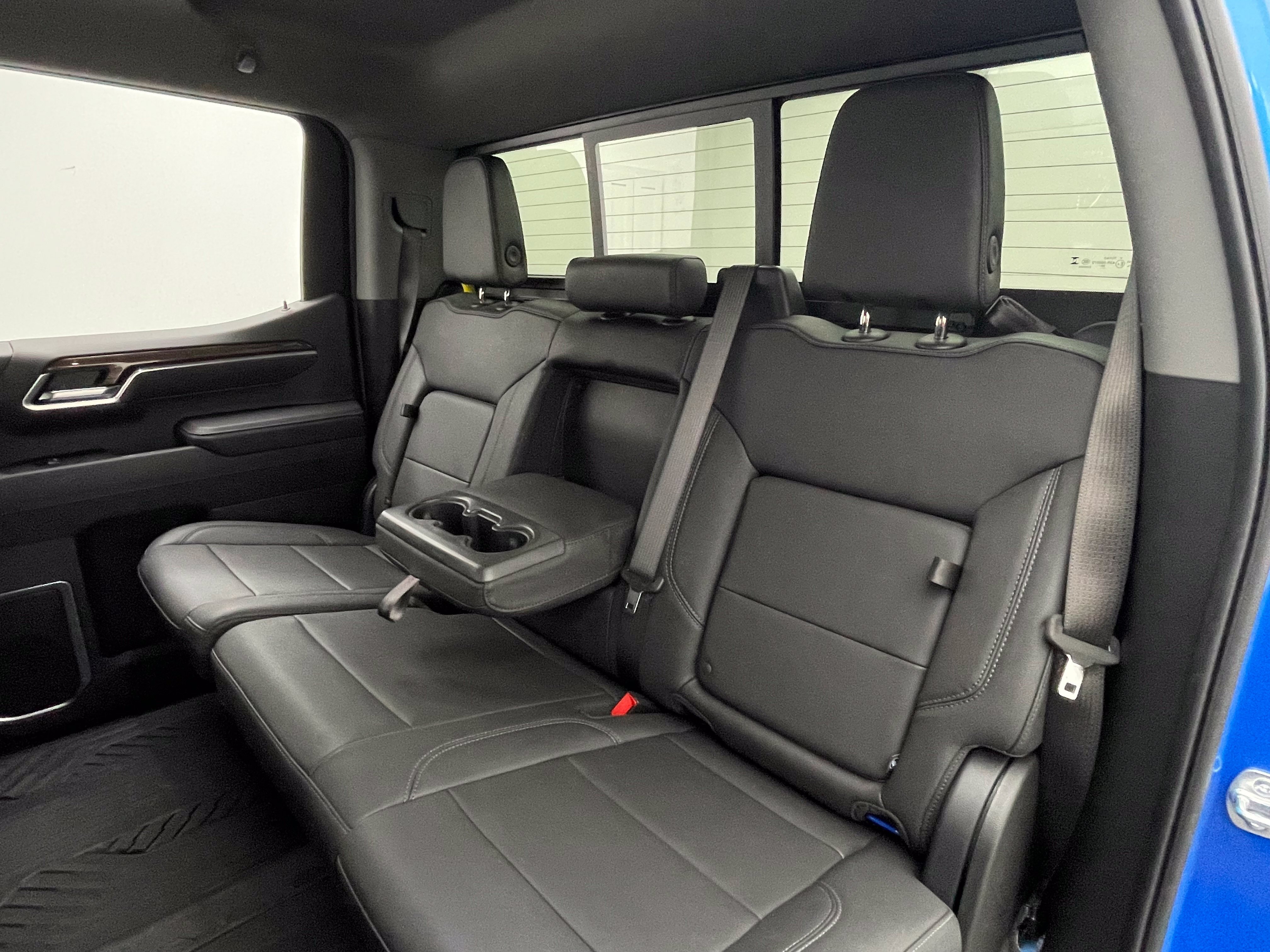 Used 2025 Chevrolet Silverado 1500 RST AWD/4WD image 41