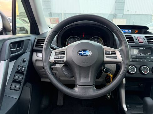 Used 2014 Subaru Forester 2.5i Premium w/ All-Weather Package AWD/4WD image 8