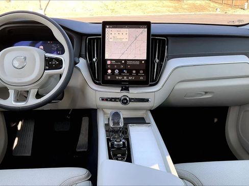 New 2026 Volvo XC60 T8 Ultra w/ Protection Package Premier image 9