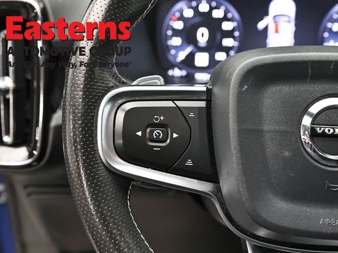 Used 2020 Volvo XC40 T5 R-Design AWD/4WD image 15