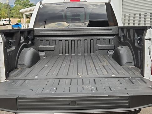 Used 2018 Ford F150 Lariat w/ Equipment Group 502A Luxury RWD image 6