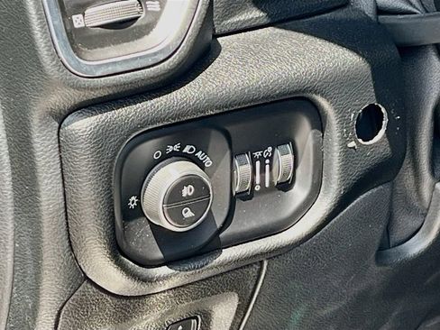 Used 2022 RAM 1500 Laramie RWD image 10