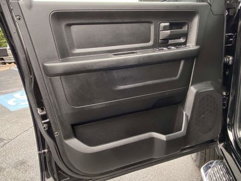 Used 2024 RAM 3500 Tradesman w/ Chrome Appearance Group image 39