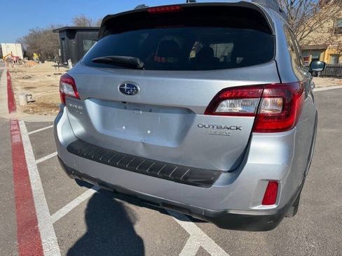 Used 2016 Subaru Outback 2.5i Limited image 11