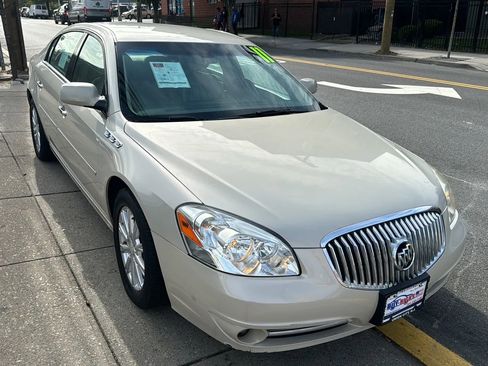 Used 2011 Buick Lucerne CXL w/ Driver Confidence Package image 32