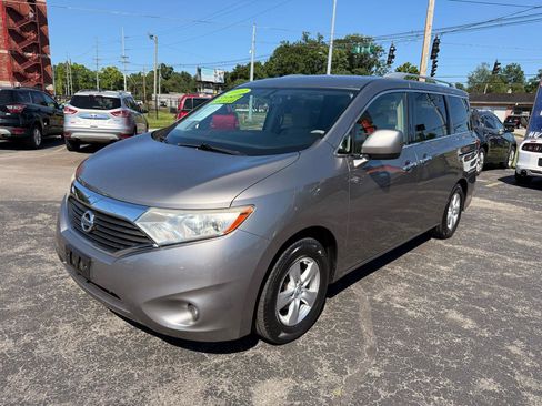 Used 2013 Nissan Quest SV FWD image 2