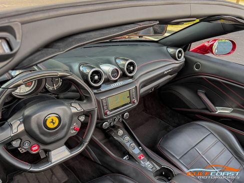 Used 2016 Ferrari California T image 13