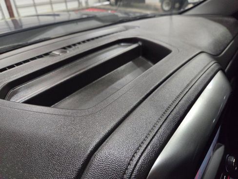 Used 2022 Chevrolet Silverado 2500 LT w/ Convenience Package image 61