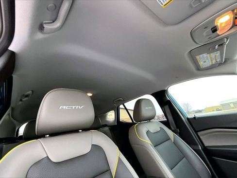 Used 2025 Chevrolet Trax ACTIV w/ Driver Confidence Package image 20