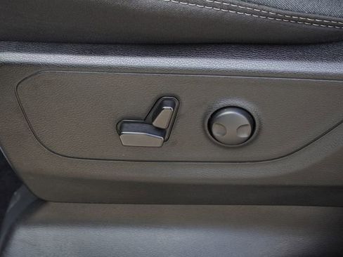 Used 2025 RAM 1500 Big Horn AWD/4WD image 20