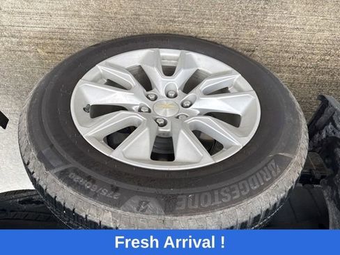 Used 2021 Chevrolet Silverado 1500 Custom w/ Safety Confidence Package RWD image 16
