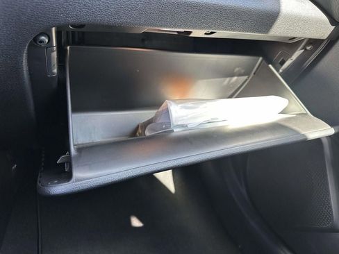 Used 2025 Kia Soul LX w/ LX Technology Package image 23