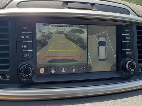 Used 2020 Kia Sorento SX FWD image 27