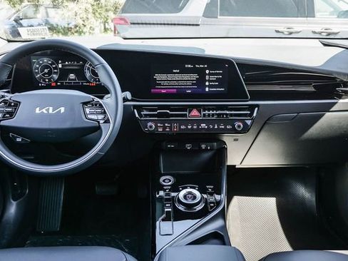New 2026 Kia Niro Wind image 14