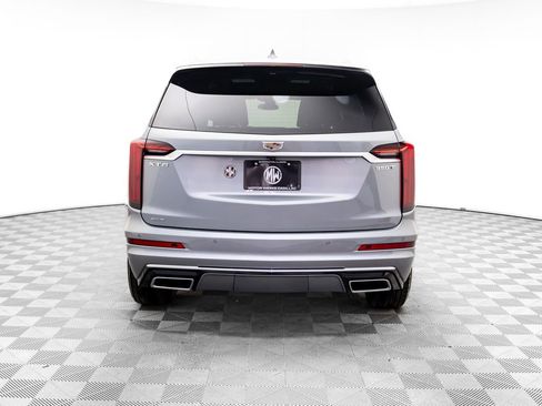 Used 2025 Cadillac XT6 Luxury image 4