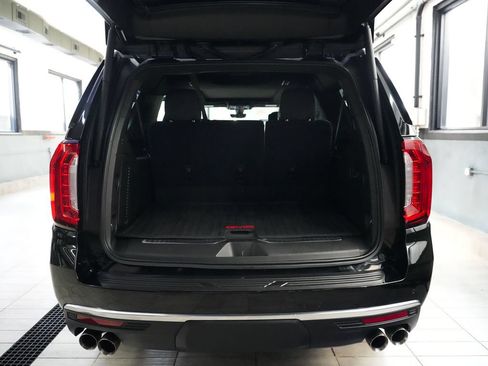 Used 2021 GMC Yukon XL Denali w/ Denali Ultimate Package AWD/4WD image 47