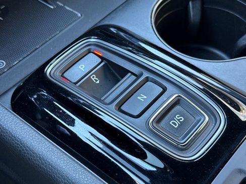 Certified 2025 Honda Pilot TrailSport image 18
