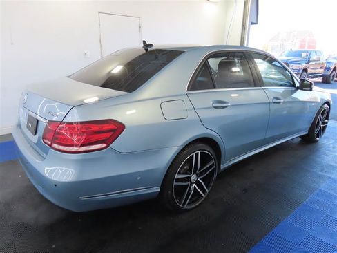 Used 2016 Mercedes-Benz E 350 4MATIC Sedan w/ Premium Package image 14