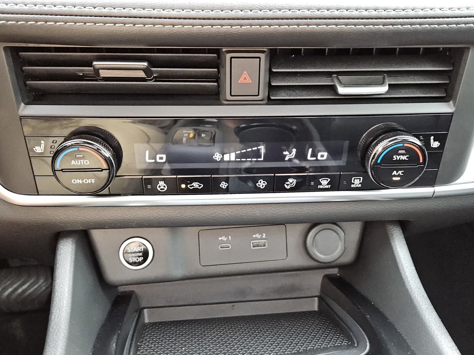 Used 2023 Nissan Rogue SV w/ SV Premium B Package FWD image 10