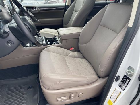 Used 2023 Lexus GX 460 Premium AWD/4WD image 25