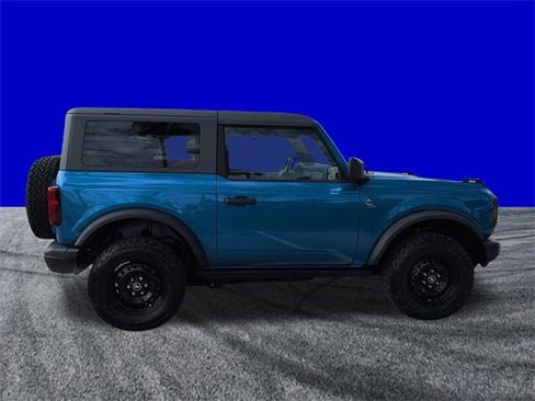 Certified 2022 Ford Bronco Black Diamond image 3
