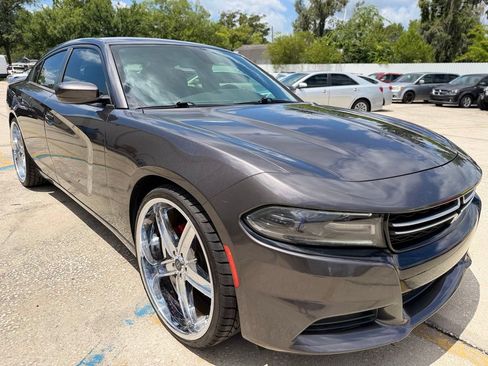 Used 2017 Dodge Charger SXT w/ Rallye Group RWD image 7