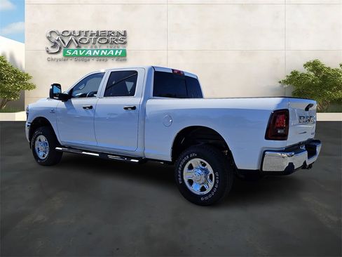 New 2026 RAM 2500 Tradesman AWD/4WD image 3