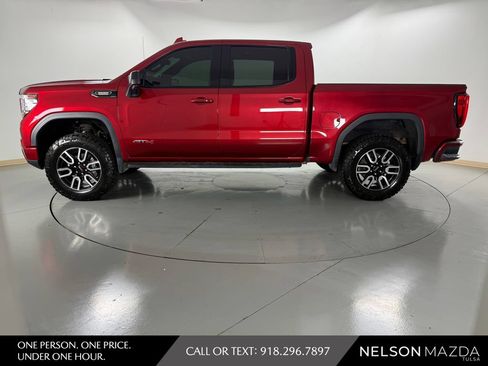 Used 2023 GMC Sierra 1500 AT4 w/ AT4 Preferred Package AWD/4WD image 9