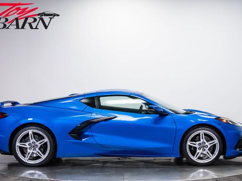 Used 2021 Chevrolet Corvette Stingray Preferred Cpe w/ Z51 Performance Package RWD image 14