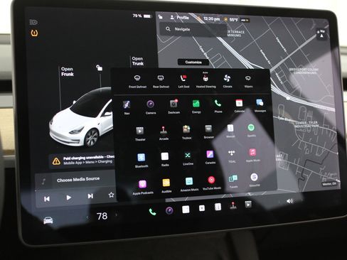 Used 2021 Tesla Model 3 Standard Range Plus image 12