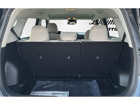 Used 2025 Kia Soul LX FWD image 19