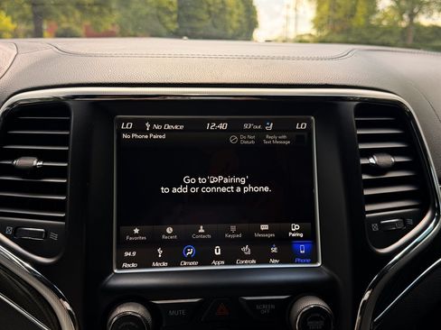 Used 2018 Jeep Grand Cherokee SRT w/ Trailer Tow Group IV AWD/4WD image 22