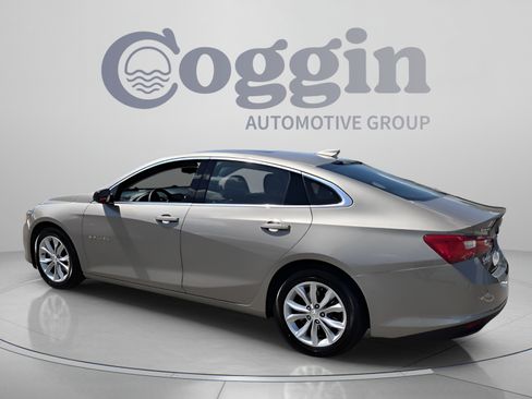 Used 2024 Chevrolet Malibu LT FWD image 3
