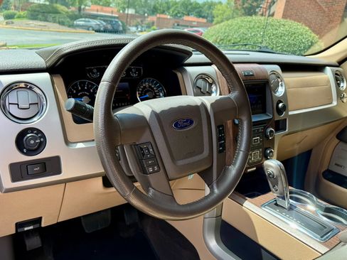 Used 2013 Ford F150 Lariat w/ Luxury Equipment Group AWD/4WD image 16