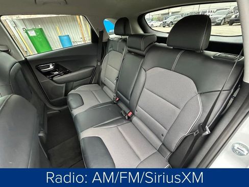 Used 2020 Kia Niro EX w/ Cold Weather Package image 17