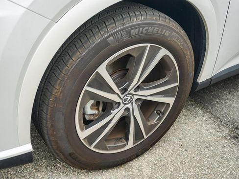 Used 2024 Lexus RX 350 Premium w/ Convenience Package image 10