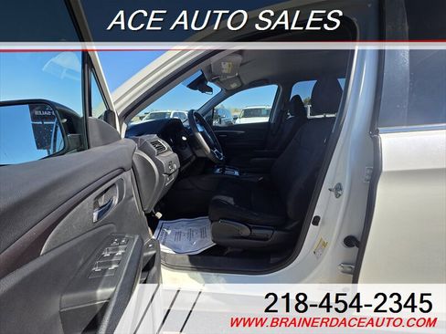 Used 2019 Honda Pilot LX image 7