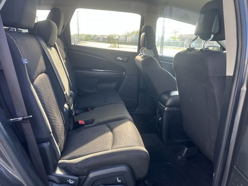 Used 2017 Dodge Journey SXT AWD/4WD image 13