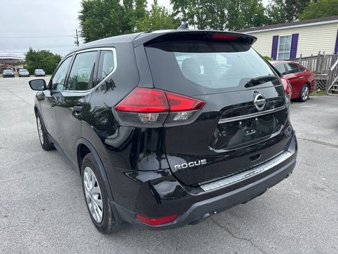 Used 2017 Nissan Rogue S FWD image 7